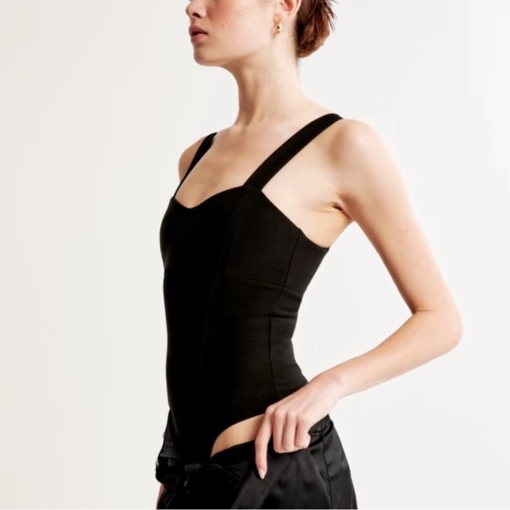 Abercrombie & Fitch Black Crepe Sweetheart Tank Top Bodysuit Stretchy Basic SM - Picture 2 of 11